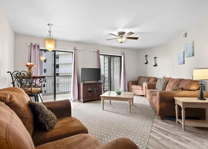 Apartment Regatta 204 C 2bd, 2ba